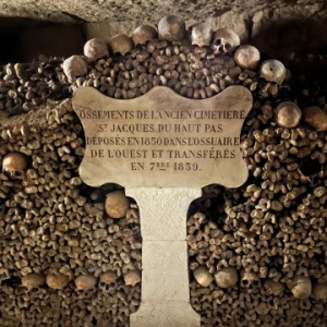 grave stone 